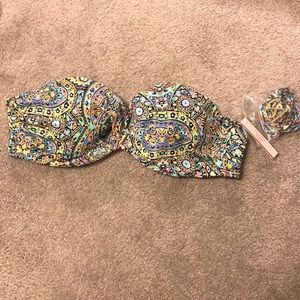 34B Victoria’s Secret bandeau swim top